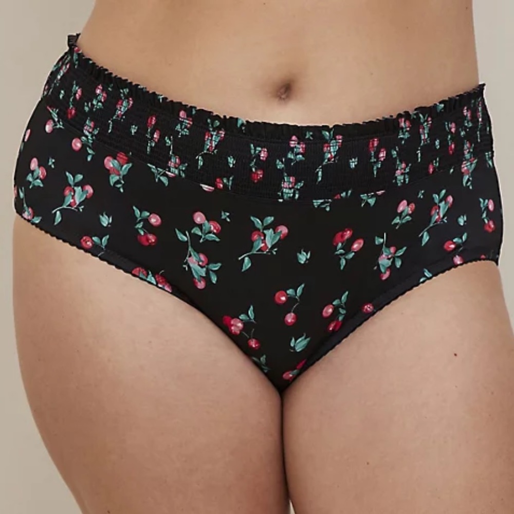 New Torrid Black 🍒 Cherry Print Microfiber Smocked Hipster Panty